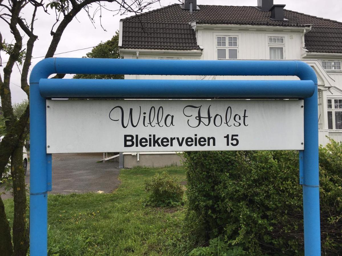 Отель Willa Holst Аскер Экстерьер фото